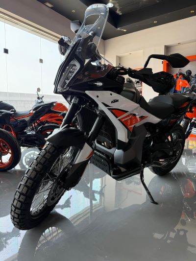 ESP KTM790 Adv S, Adv R & KTM890 Adv R -(2019  Models Onwards)- Engine bars with integrated skid plate, tank protection side plates and engine stiffener bracket. Color: Ferro1 black (1236) NB-Without lugs for Upper bars